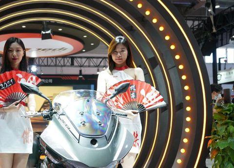 国产双缸大排量,杰迪机车携傑750登陆北京摩展