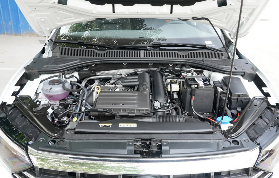 速腾、明锐Pro、福睿斯,5月上市的3款合资紧凑级家轿,你选谁?