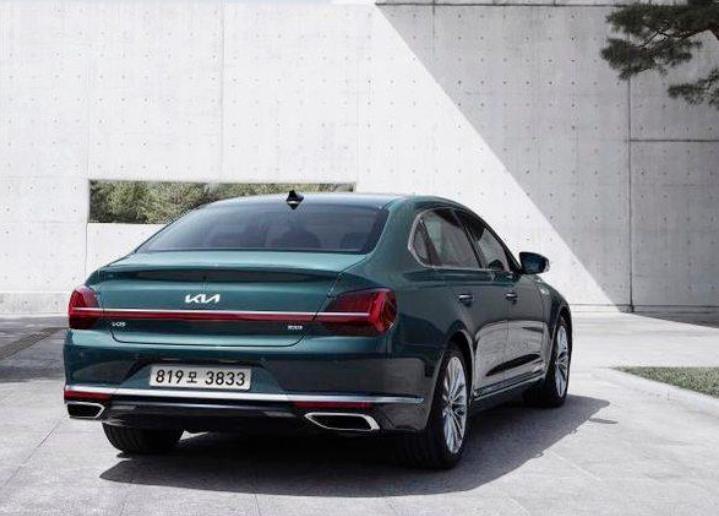 全新起亚K9海外接受预定 搭载V8发动机 豪华程度不输奔驰E级