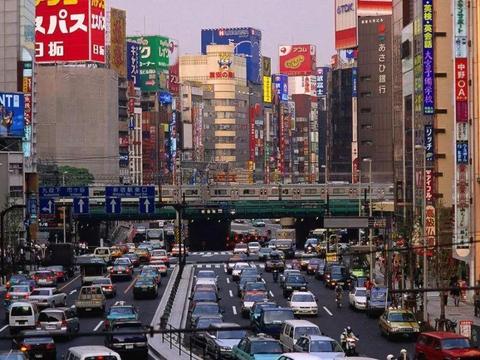 起了个大早却赶了个晚集，日系车为啥不造纯电动车？