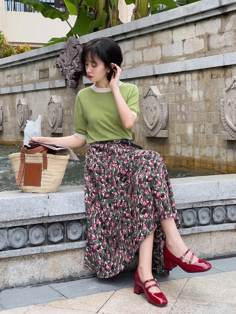 夏天不要乱穿衣，多穿这4种基础款单品，美得优雅温柔又有腔调