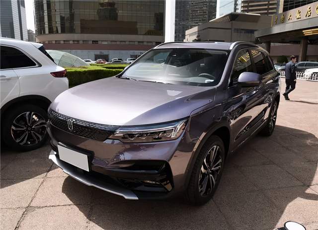 车300:换个车标价格从15万涨到近40万!创维新车即将出口德国