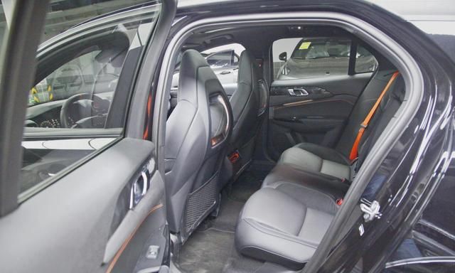 实拍领克02 Hatchback,国产“小钢炮”只卖20万