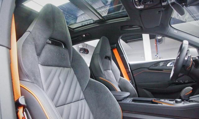 实拍领克02 Hatchback,国产“小钢炮”只卖20万