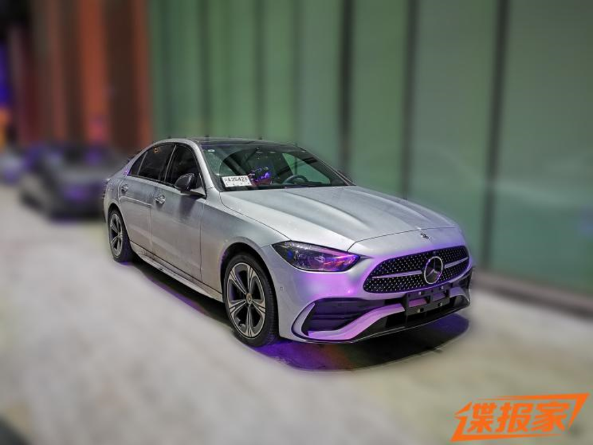 国产奔驰新C级立标版曝光,或9月上市,网友:又能花小钱装大X