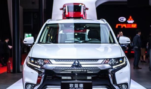 三菱欧蓝德2021款图片,新款欧蓝德2021款图片 广汽三菱2021款欧蓝德将亮相重庆车展嗯还有神秘的阿图柯