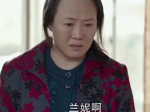 乡村爱情:英子娘看见兰妮干嚼方便面,赵四不敢让兰妮去刘能家