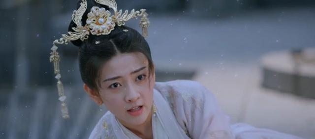 双世宠妃3侍卫爱惨了曲香檀牺牲自己助她夺舍被她无情抛弃