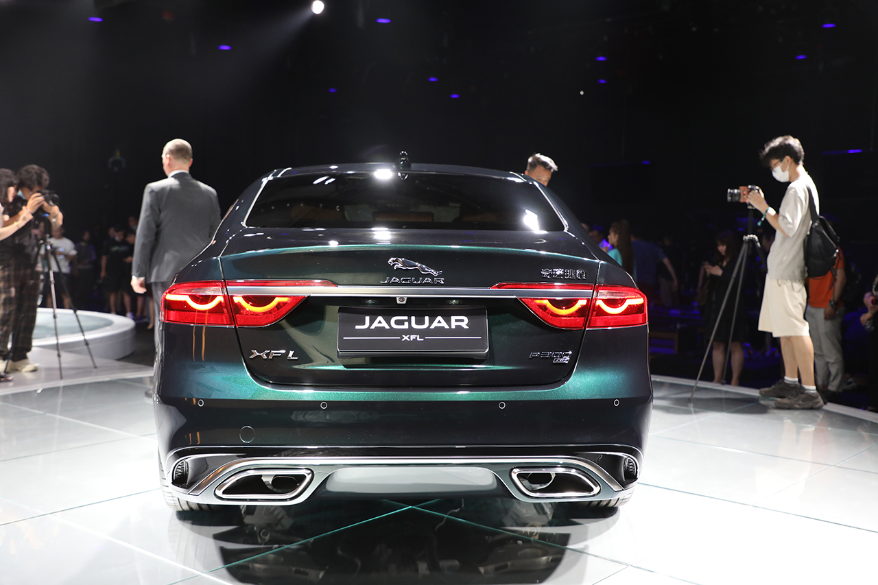 捷豹xf2021款,2021款捷豹xf 2021款捷豹xfl正式上市,售价39.98万元起,性价比赶超宝马5系