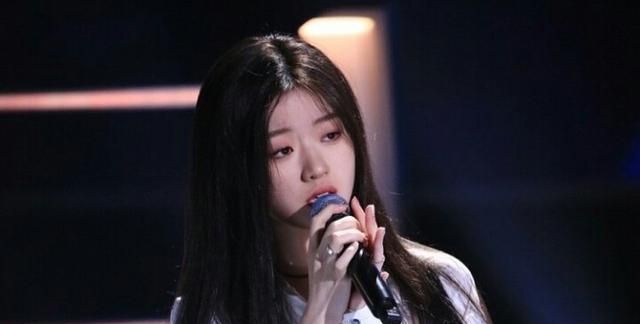 青春像糖愿与你一起分享单依纯演唱一点点光纯牛奶泪两行