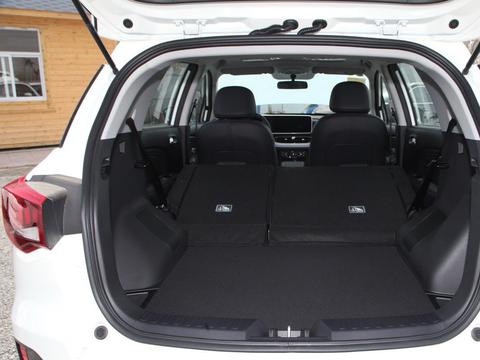 国产SUV新对决，传祺GS3 VS宝骏RS-3，都带4缸1.5T，谁更值？