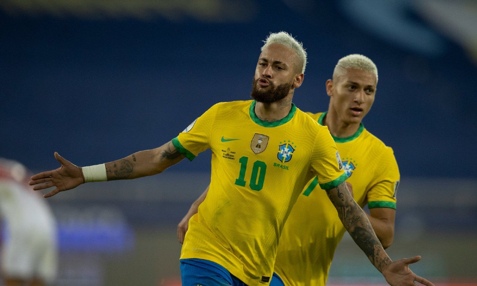 足球——男足半决赛：巴西胜墨西哥|巴西队|半决赛|男足_新浪新闻