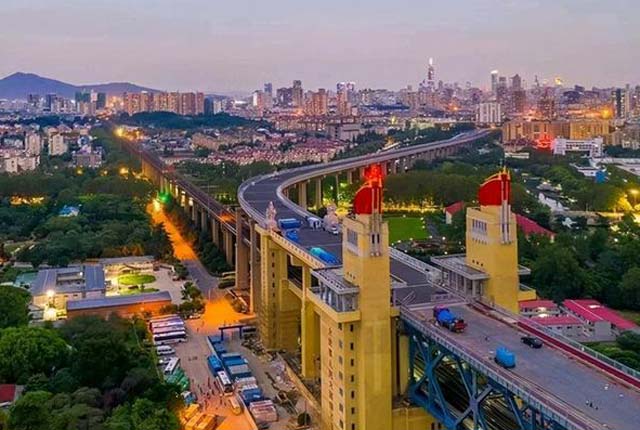 北京上海人口_成都市常住人口突破两千万,仅次于重庆、上海和北京,列全国第