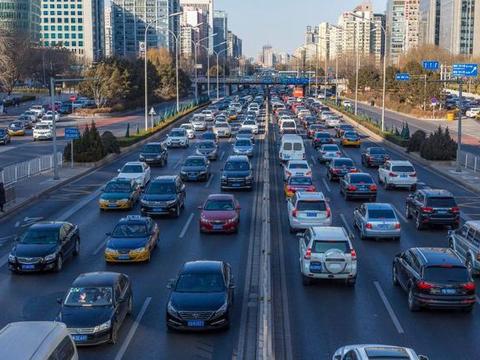 为什么说现在聪明人都不买车了？汽车从业者的一段话！