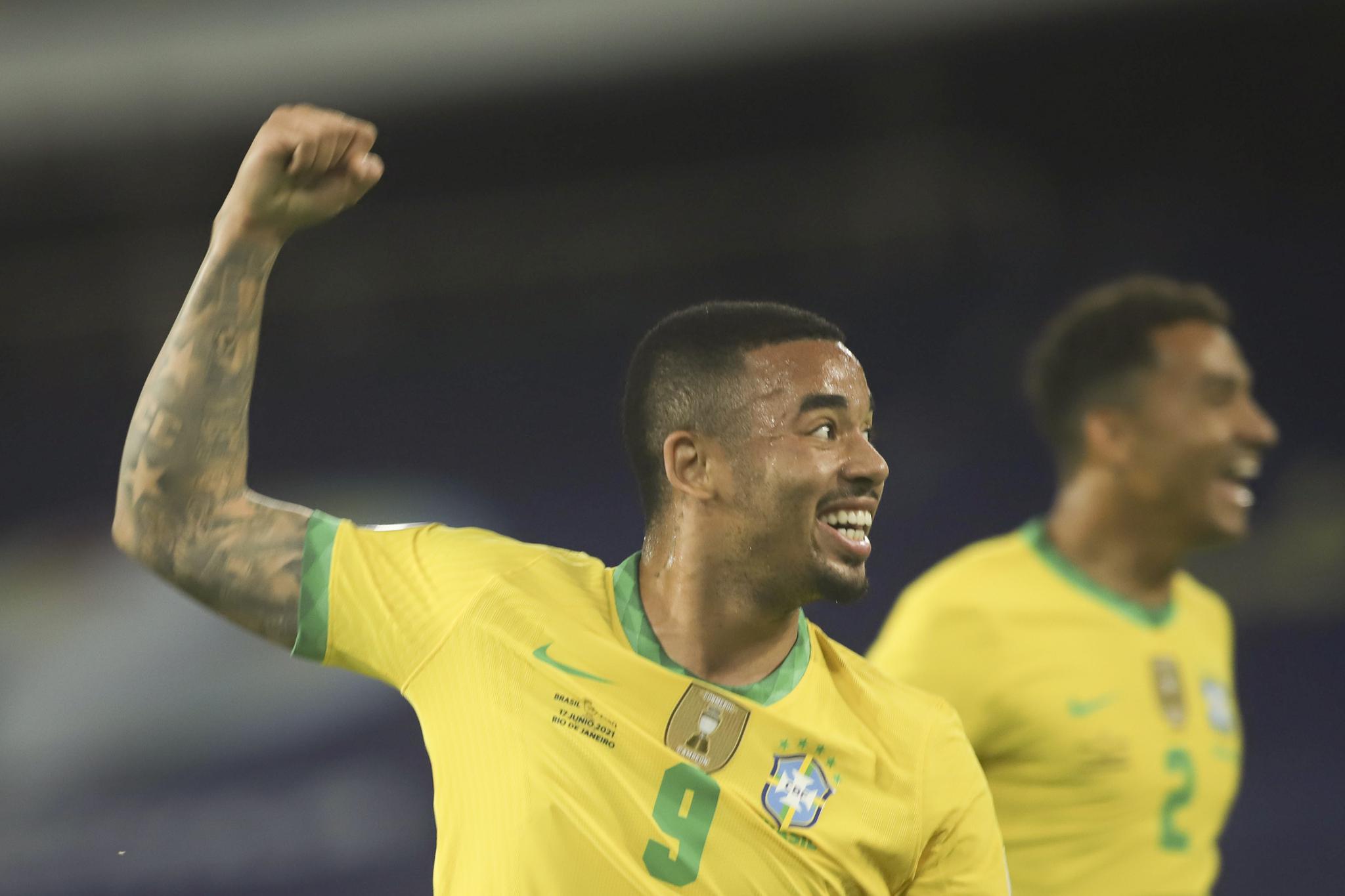 足球——美洲杯:巴西战胜秘鲁休闲区蓝鸢梦想 - Www.slyday.coM 足球——美洲杯:巴西战胜秘鲁休闲区蓝鸢梦想 - Www.slyday.coM