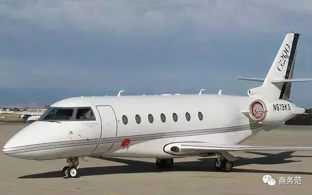 36岁C罗不喝可乐身材超棒,戴千万钻表豪车一堆,把柜姐女友宠上天!休闲区蓝鸢梦想 - Www.slyday.coM 36岁C罗不喝可乐身材超棒,戴千万钻表豪车一堆,把柜姐女友宠上天!休闲区蓝鸢梦想 - Www.slyday.coM