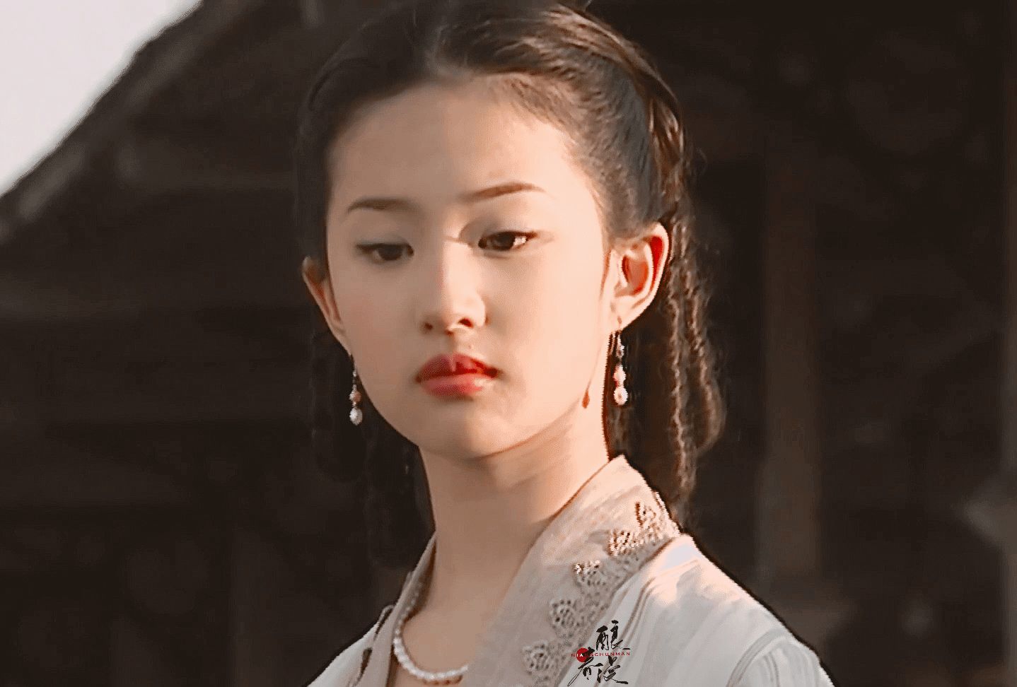 女神刘亦菲近照脸变宽了，虽然美却没有以前让人惊艳了_年龄