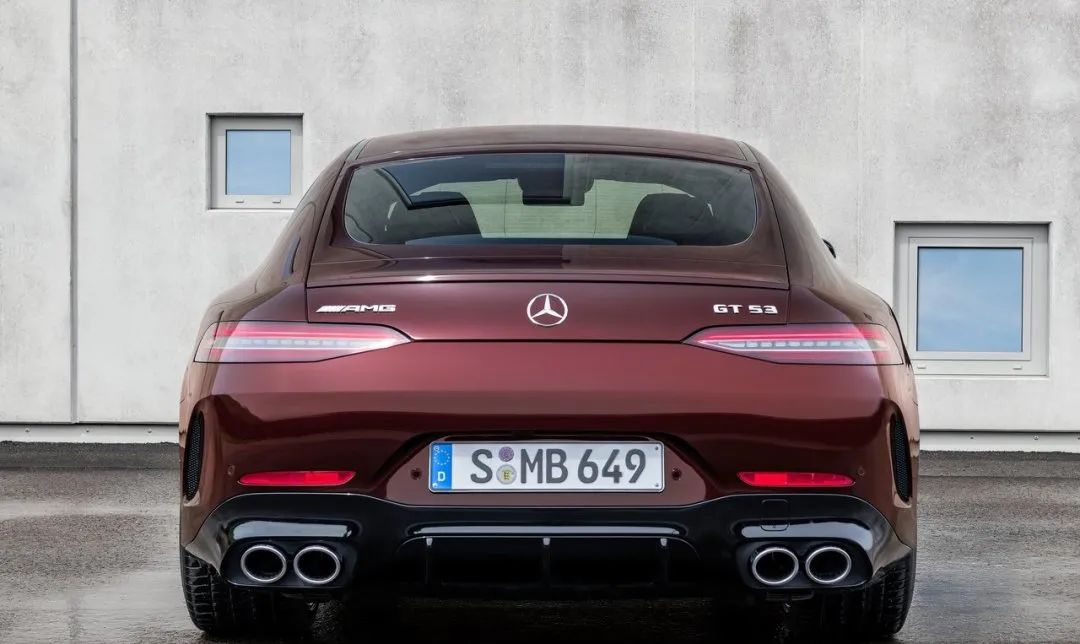 奔驰amggt53报价及图片,amg gt53落地价 奔驰amg gt53的诱人之处,不仅仅是设计