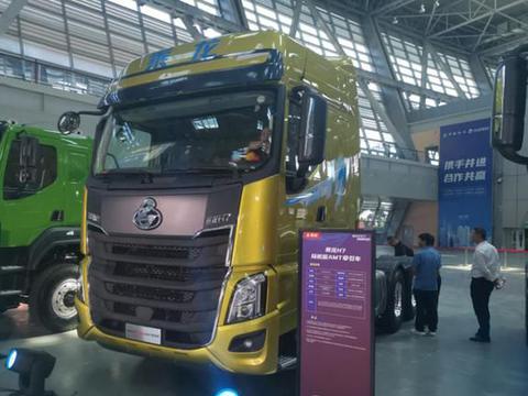 自动挡重卡产品再添悍将,乘龙陆航版搭载伊顿AMT变速箱