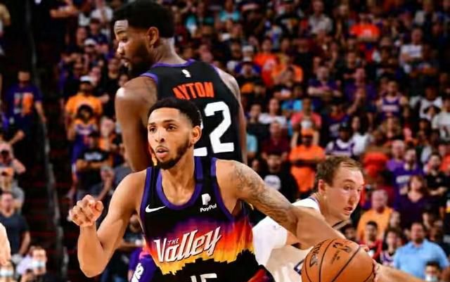 快船经典传奇网页版调整失败,有效限制布克后禁区却丢60分,小卡会复出吗?