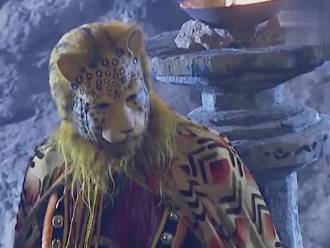 妖怪自报名号,猴哥可不管是啥大王,先吃俺老孙一棒!