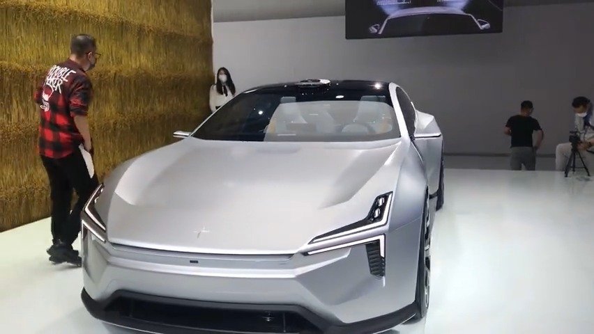 极星Precept观点车表面实拍