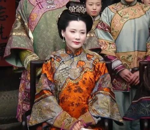 19年前,那个从央视辞职的美女主持人,如今过得怎么样休闲区蓝鸢梦想 - Www.slyday.coM 19年前,那个从央视辞职的美女主持人,如今过得怎么样休闲区蓝鸢梦想 - Www.slyday.coM