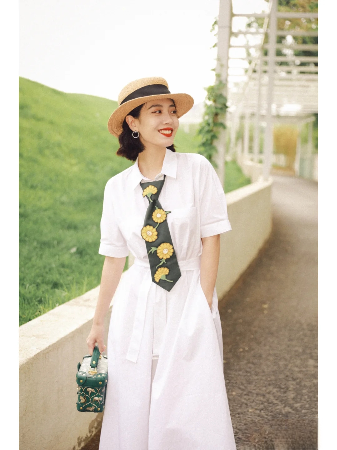 穿裙子的季节怎么能错过这几个款式呢？穿着时髦又气质，简约大气