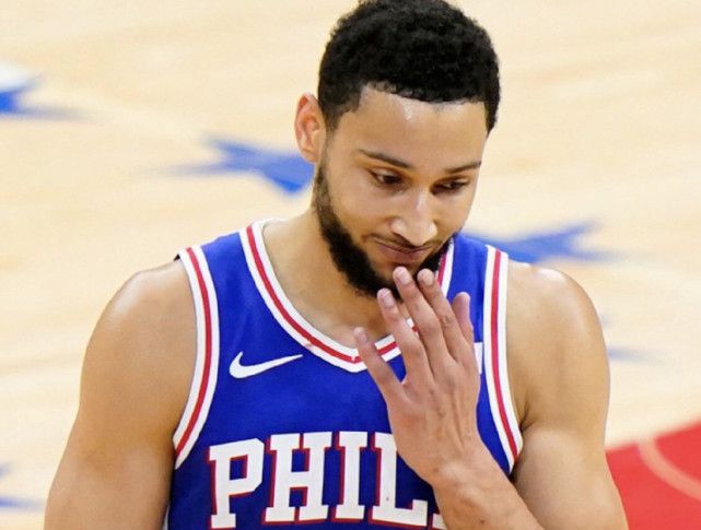 罚篮太菜遭人嫌弃?西蒙斯退出奥运会,砍西经典传奇网页版没了,西蒙斯叹息