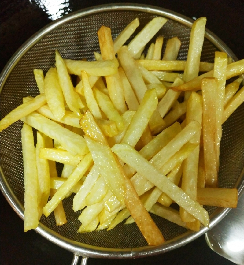 麻辣干煸土豆条