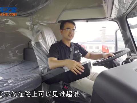 实拍570马力重汽TH7国六AMT牵引车，这才是卡友移动之家