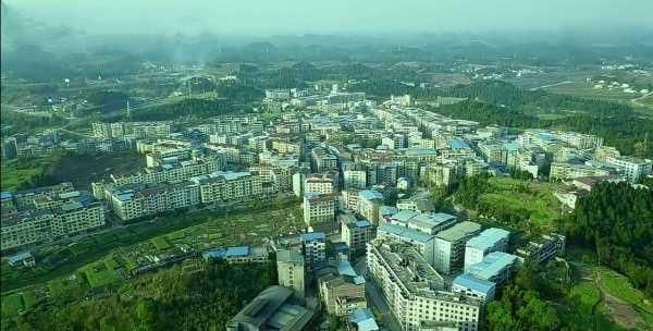 南充年GDP_四川南充的一个大县人口106万GDP竟超237亿元