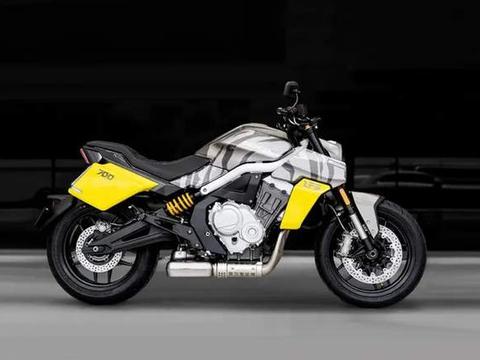 奔达唐刀700上市，外观很帅气，四缸水冷，排量680cc，3.88万起