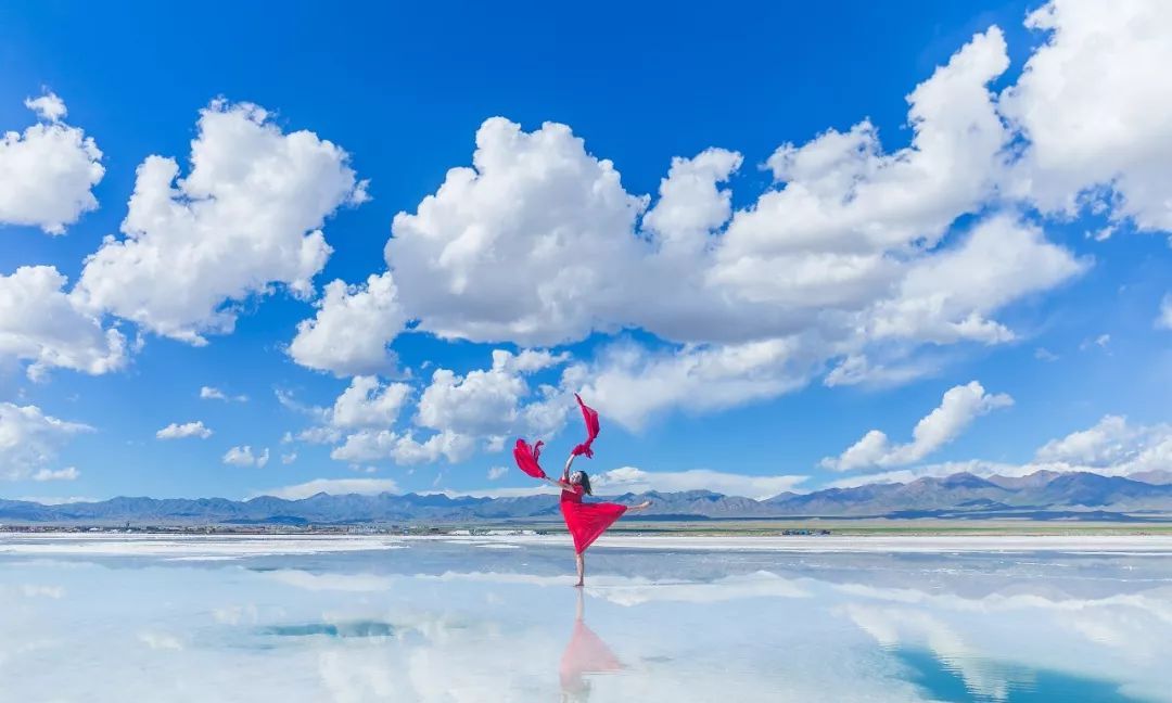 茶卡盐湖:一生中必去的"天空之镜"