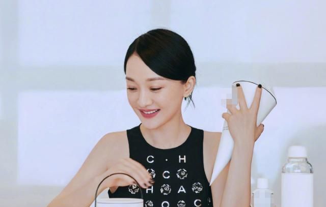 周迅年轻时有多美早期素颜照被扒不愧是一代人的灵气女神