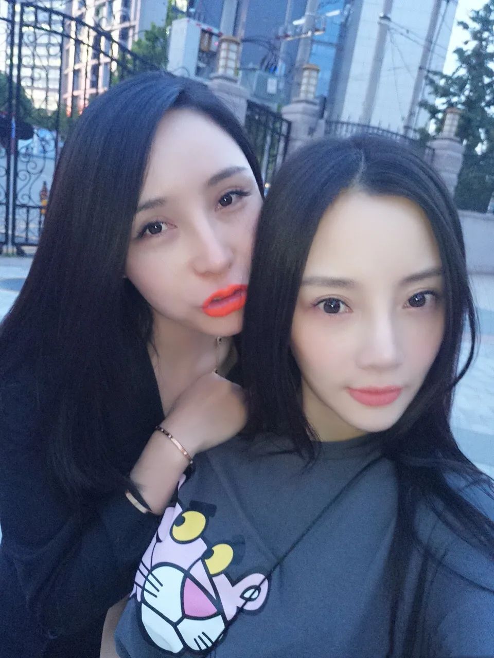 一天进账1.16亿,却欠李小璐600万,比起马苏,贺冬冬才是狠角色