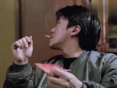 女上司要派周星星去当交警,周星星气坏了,竟直接甩手不干了