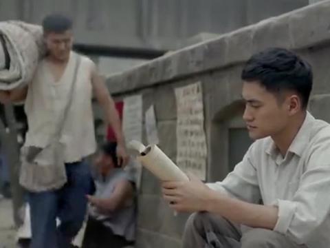 孙少平蹲工地揽活也不忘读书,谁料被包工头泼冷水