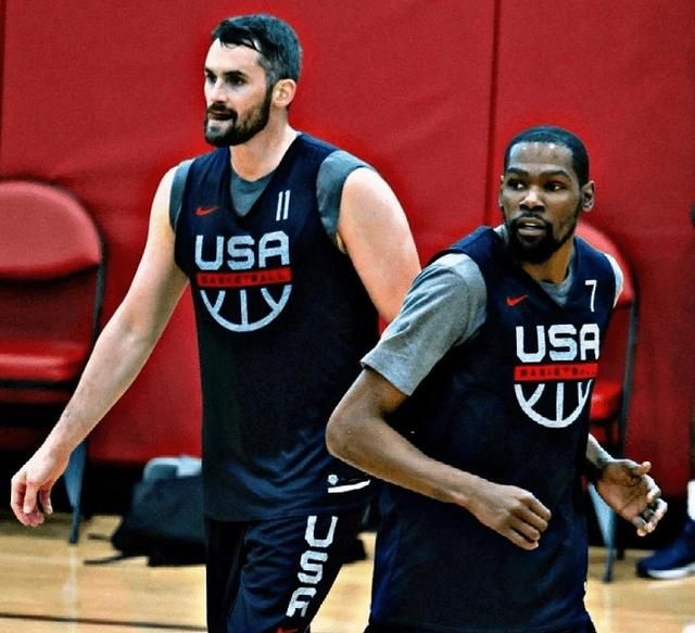 耻辱2连败!美国男篮10人登场,他却干等了40分钟,1秒都没让打啊休闲区蓝鸢梦想 - Www.slyday.coM 耻辱2连败!美国男篮10人登场,他却干等了40分钟,1秒都没让打啊休闲区蓝鸢梦想 - Www.slyday.coM