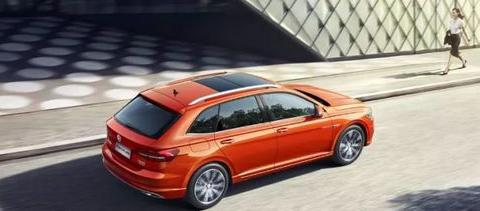 汽车天窗也需要保养，不要等到漏水了追悔莫及