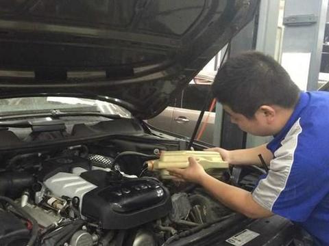 “中国式养车”的3大怪象,专家分析针针见血：穷人思维在作祟