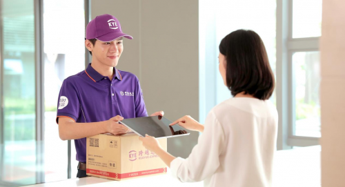 跨越速运持续推广新能源车，年均减排2.4万吨二氧化碳