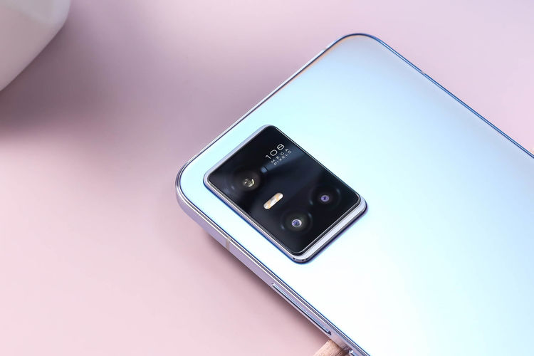 vivo S10 Pro体验分享!自拍效果自然,机身设计超吸睛休闲区蓝鸢梦想 - Www.slyday.coM vivo S10 Pro体验分享!自拍效果自然,机身设计超吸睛休闲区蓝鸢梦想 - Www.slyday.coM