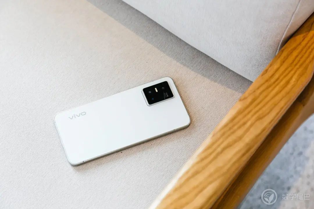 vivos10内置壁纸,vivos10主题壁纸 vivos10pro图赏时光易逝拾光成趣