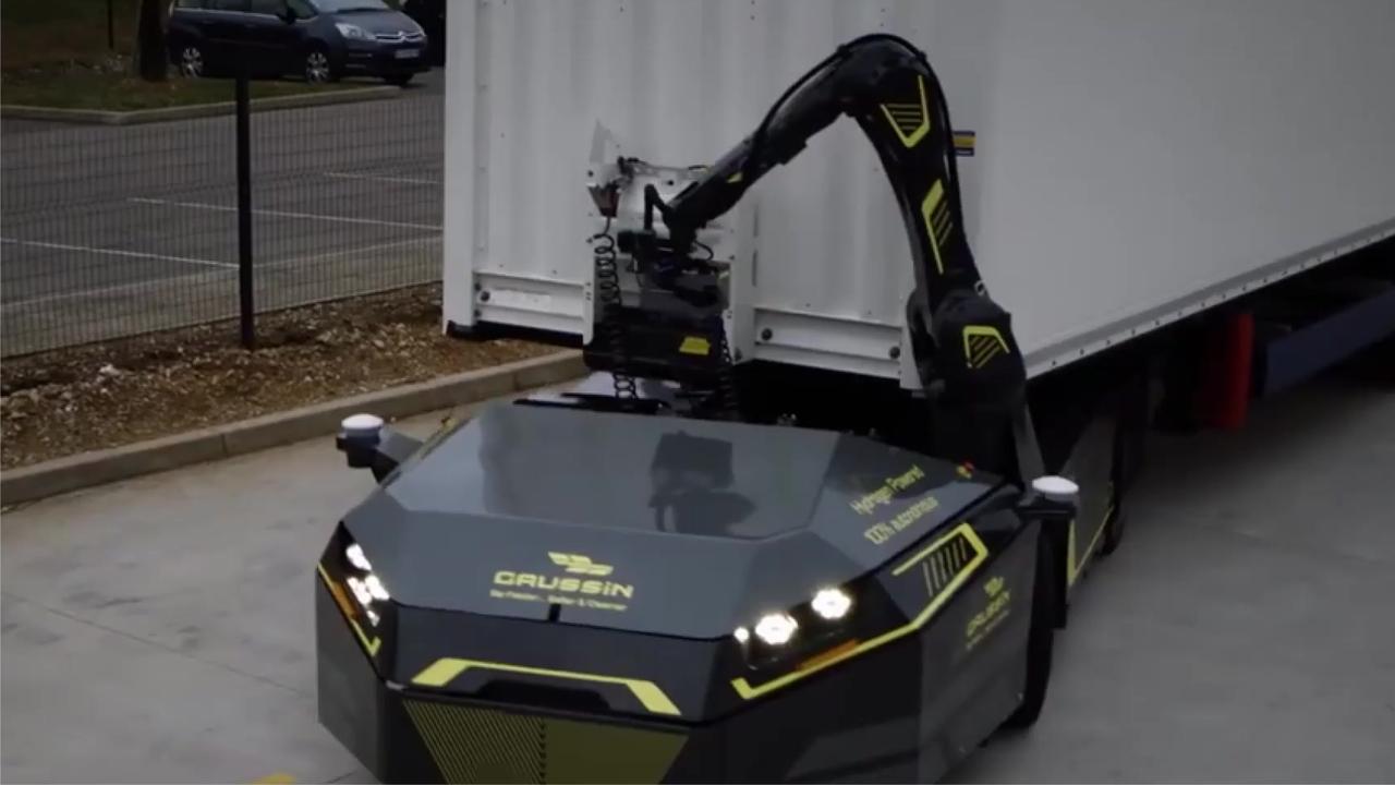 长手的卡车，同一底盘搭配不同车型，续航可达800公里