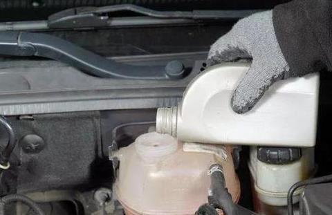 车子这零件6万公里后要换，发生事故就来不及了