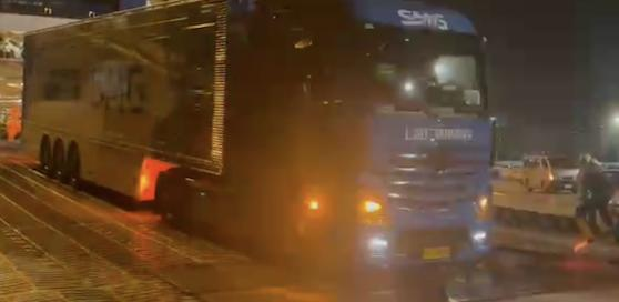 京牌沪牌超高清转播车现身东京街头,承担东京奥运会转播任务休闲区蓝鸢梦想 - Www.slyday.coM 京牌沪牌超高清转播车现身东京街头,承担东京奥运会转播任务休闲区蓝鸢梦想 - Www.slyday.coM