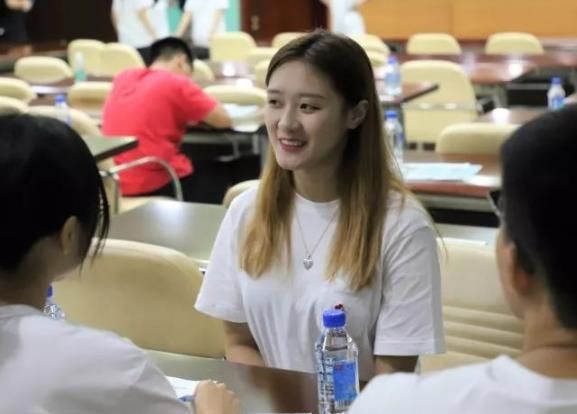 “我们不招这类大学毕业生”,大企业HR拒绝的理由,让人有些无奈休闲区蓝鸢梦想 - Www.slyday.coM “我们不招这类大学毕业生”,大企业HR拒绝的理由,让人有些无奈休闲区蓝鸢梦想 - Www.slyday.coM