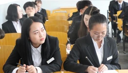 “我们不招这类大学毕业生”,大企业HR拒绝的理由,让人有些无奈休闲区蓝鸢梦想 - Www.slyday.coM “我们不招这类大学毕业生”,大企业HR拒绝的理由,让人有些无奈休闲区蓝鸢梦想 - Www.slyday.coM