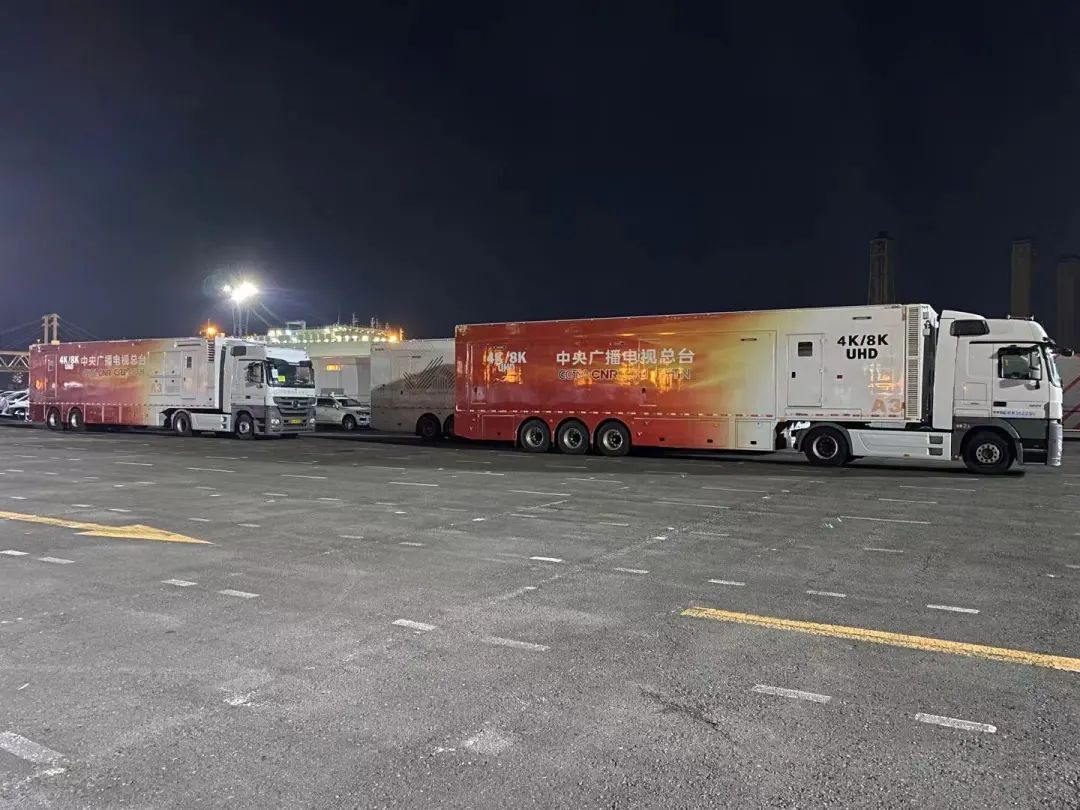 霸气!粤A车牌现身东京街头!还有北京车牌、上海车牌休闲区蓝鸢梦想 - Www.slyday.coM 霸气!粤A车牌现身东京街头!还有北京车牌、上海车牌休闲区蓝鸢梦想 - Www.slyday.coM